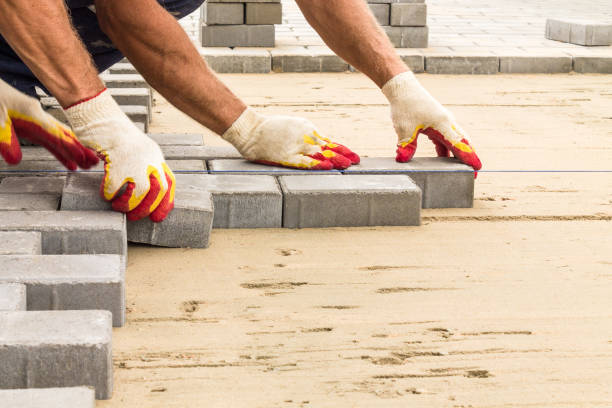Best Professional Driveway Pavers  in Lincolnia, VA