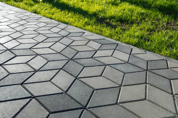 Best Driveway Pavers Near Me  in Lincolnia, VA