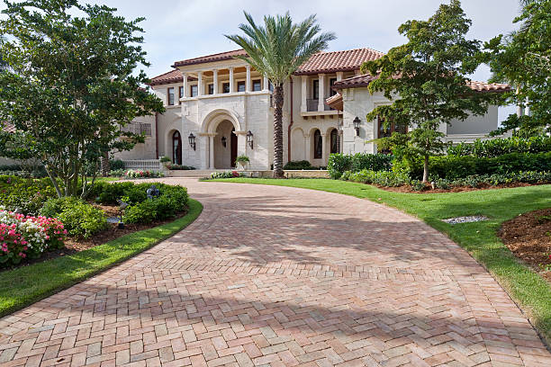 Best Driveway Paving Contractor  in Lincolnia, VA